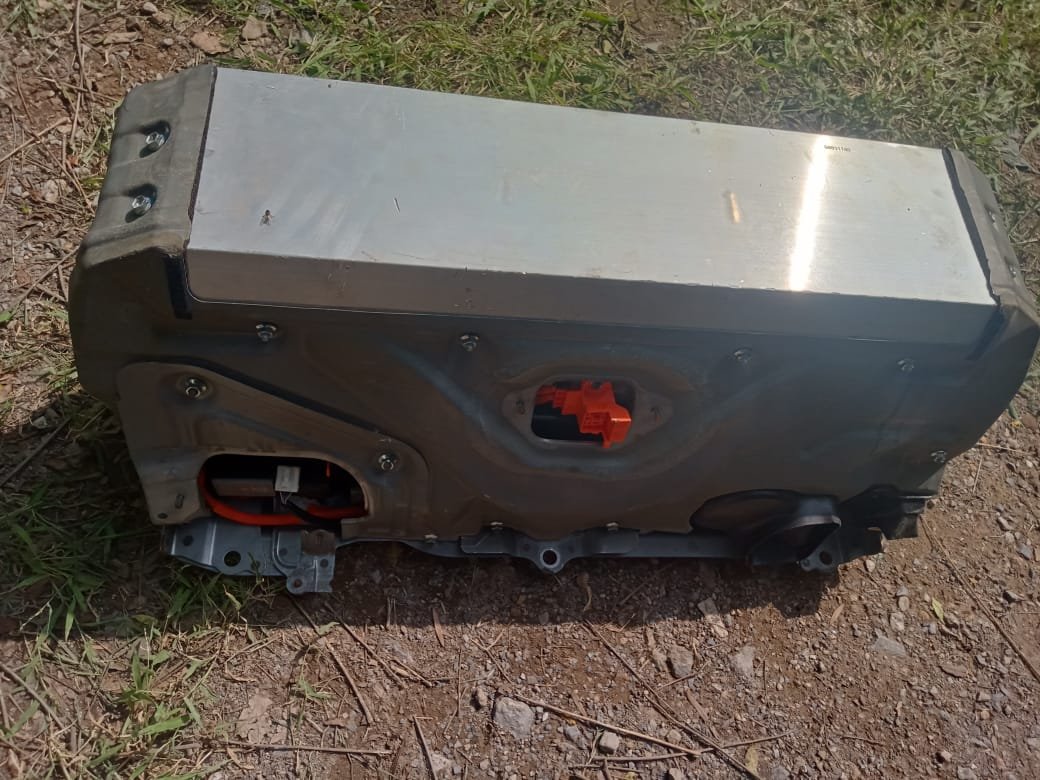 lexus ls500 h hybrid battery